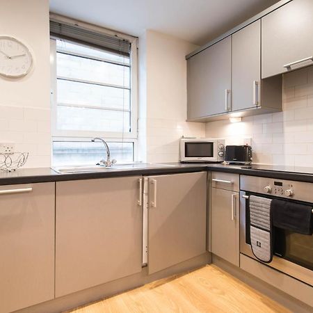 Modern Apartment, In The Heart Of Глазго Экстерьер фото